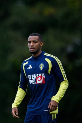 September 30, 2026: Paulos Abraham of the Swedish men’s national soccer team at a training session on September 30, 2026 in Stockholm. Photo by Jesper Zerman. BILDBYRAN code JZ JZ0762. soccer, football, fotball, Nations League, UEFA Nations League, training, practice, Sweden, Sweden A, bbeng Copyright: JESPERxZERMAN BB260930JZ012