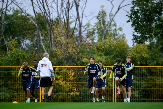 September 30, 2026: Sebastian Nanasi, Paulos Abraham, John Mellberg, Hampus Skoglund, Elliot Stroud, and Alexander Bernhardsson of the Swedish men’s national soccer team at a training session on September 30, 2026 in Stockholm. Photo by Jesper Zerman. BILDBYRAN code JZ JZ0762 soccer football fotball Nations League UEFA Nations League training practice Sweden Sweden Sweden A BBENG  Copyright: JESPERxZERMAN BB260930JZ025