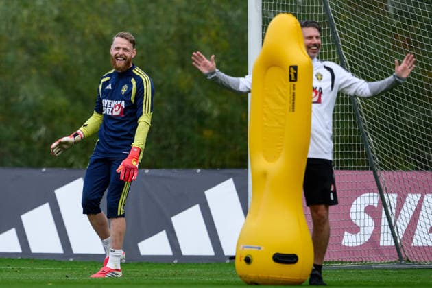 260930 Goalkeeper Viktor Johansson of the Swedish men s national soccer team at a training session on September 30, 2026 in Stockholm. Photo by Jesper Zerman, BILDBYRAN, code JZ JZ0762. soccer, football, UEFA Nations League, training, Sweden, Sweden A, bbeng  Copyright: JESPERxZERMAN BB260930JZ031