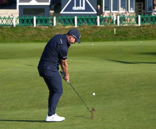 UK: The Alfred Dunhill Links Championship at The Old Course, St Andrews, Scotland on 30 September 2026: Pictured: Danny Willet (England) on the 18th fairway at the Old Course, St Andrews during a practice round at the Alfred Dunhill Links Championship 2026 St Andrews The Old Course Scotland Scotland Copyright: xAlexxToddx