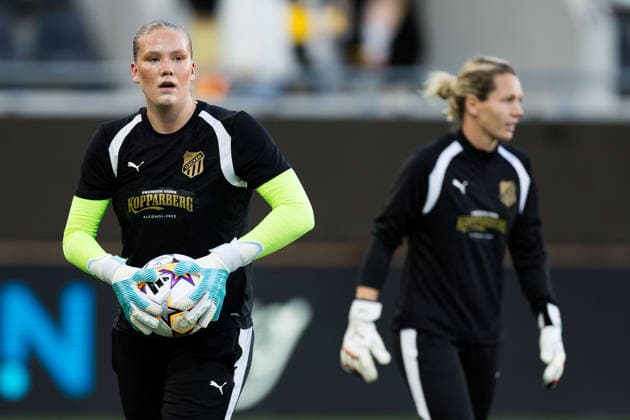 September 30, 2026: Goalkeeper Hanna Karlsson of Häcken ahead of the Women s Champions League soccer match between Häcken and Juventus on September 30, 2026 in Gothenburg. Photo by Michael Erichsen, BILDBYRAN COP 89 MI1032 soccer football fotball UEFA Women’s Champions League Häcken Juventus women’s soccer BBENG soccer football fotball UEFA Women’s Champions League Häcken Juventus women’s soccer BBENG Copyright: MICHAELxERICHSEN BB260930MI001