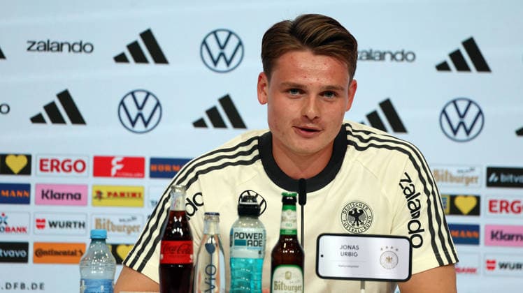September 30, 2026, xrekx, Soccer: UEFA Nations League, Germany – Press conference with Jürgen Klopp and Jonas Urbig (from left: Jonas Urbig, Germany, Munich)