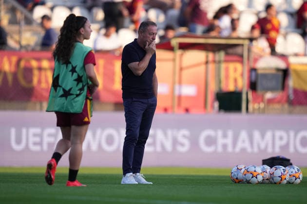 Roma™s head coach Gianpiero Piovani during the Uefa Women™s Champions League soccer match between Roma and Barcellona at the Rome s Tre Fontane stadium, Italy - Wednesday September 30, 2026 - Soccer ( Photo by Alfredo Falcone LaPresse )  Copyright: xAlfredoxFalcone LaPressex