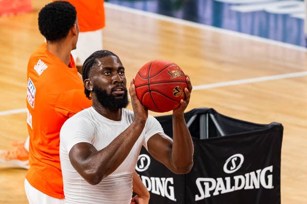 BKT EuroCup: Ratiopharm Ulm vs. Balkan Botevgrad, September 30, 2026, Ulm, GERMANY September 30, 2026 Oluwasimisola Shittu of ratiopharm Ulm, 45, during the warm-up before the game between ratiopharm Ulm and Balkan Botevgrad on Matchday 1 of the BKT EuroCup at the ratiopharm Arena Ulm Copyright: xBEAUTIFULxSPORTS Steinx
