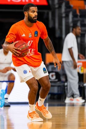BKT EuroCup Ratiopharm Ulm vs. Balkan Botevgrad, September 30, 2026, Ulm, GERMANY September 30, 2026 Marvin Heckel, ratiopharm Ulm, 47, at the game between ratiopharm Ulm and Balkan Botevgrad on Matchday 1 of the BKT EuroCup at the ratiopharm Arena Ulm Copyright: xBEAUTIFULxSPORTS Steinx