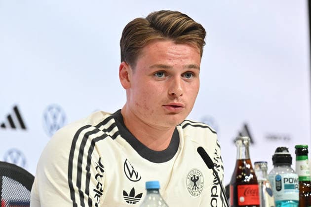 GERMANY press conference, PK, Pressekonferenz JONAS URBIG fudbaler reprezentacije Nemacke na pres konferenciji pred utakmicu UEFA Lige nacija protiv Srbije na stadionu Allianc arena , Minhen 01.10.2026. godine Foto: Fudbal, Reprezentacija, Srbija, Nemacka, UEFA Liga nacija Munich Allianz arena Germany Copyright: xMarkoxMetlas xMNxPressx