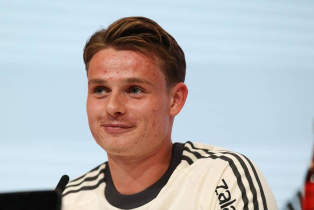 Jonas Urbig of Germany at the press conference, GER, German national team, post-match press conference, soccer, UEFA Nations League, 2026–2027 season, September 30, 2026, GER, German National Team, Post-Match Press Conference, Soccer, UEFA Nations League, 2026–2027 Season, September 30, 2026, Munich Copyright: xEibner-Pressefoto JennixMaulx EP_JML