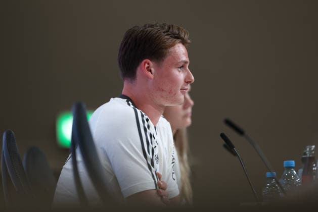 Jonas Urbig of Germany at the press conference, GER, German National Team, Post-match press conference, Soccer, UEFA Nations League, 2026–2027 season, September 30, 2026, GER, German National Team, Post-Match Press Conference, Soccer, UEFA Nations League, 2026–2027 Season, September 30, 2026, Munich Copyright: xEibner-Pressefoto JennixMaulx EP_JML
