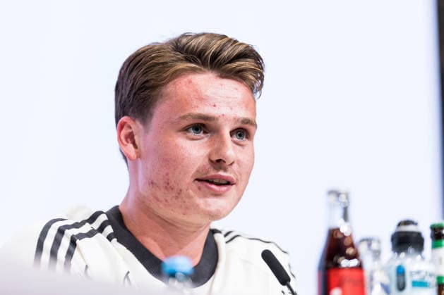 MUNICH, GERMANY - SEPTEMBER 30: Jonas Urbig (Germany, 1) during the pressconference before the UEFA Nations League match between Germany vs. Serbia at Allianz Arena on matchday 3 of the UEFA Nations League on September 30, 2026 in Munich, Germany. Bavaria Germany Copyright: xSteffiexWunderlx