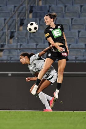 SOCCER - WEC, Sturm vs Wolfsburg GRAZ,AUSTRIA,30.SEP.26 - SOCCER - UEFA Women s Europa Cup, qualification, SK Sturm Graz vs VfL Wolfsburg. Image shows Cora Zicai (Wolfsburg) and Marie Spiess (Sturm).  GEPAxpictures xChrisxBauer