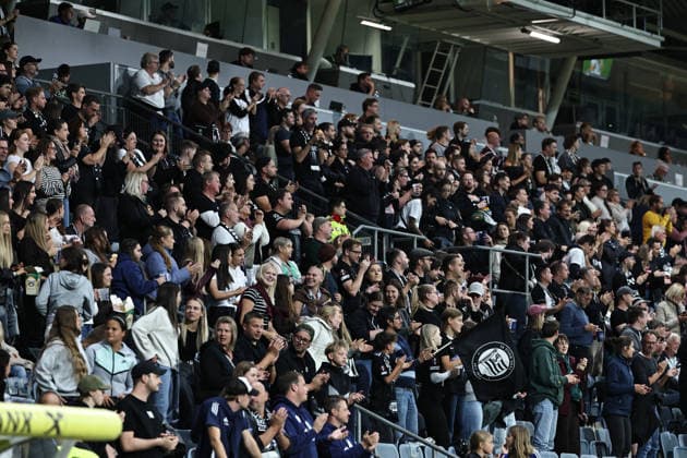 SOCCER - WEC, Sturm vs Wolfsburg GRAZ,AUSTRIA,30.SEP.26 - SOCCER - UEFA Women s Europa Cup, qualification, SK Sturm Graz vs VfL Wolfsburg. Image shows fans.  GEPAxpictures xChrisxBauer