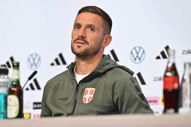 SERBIA press conference, PK, Pressekonferenz DUSAN TADIC of Serbia press conference at Allianz arena , Munich 01.10.2026 Foto: FOOTBALL, SERBIA, GERMANY, UEFA NATIONS LEAGUE, PRESS CONFEFERENCE Munich Allianz arena Germany Copyright: xMarkoxMetlas xMNxPressx