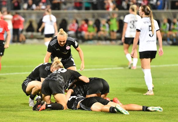 September 30, 2026, xhbx, Soccer, UEFA Women s Europa Cup Qualifiers, Eintracht Frankfurt vs. Fimleikafelag Hafnarfjördur, Goal celebration, celebrating the goal (1-1) by Larissa Mühlhaus, Eintracht Frankfurt Women s Team, Frankfurt