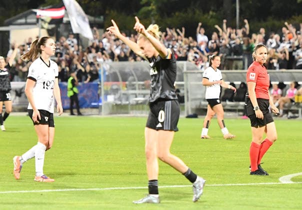 September 30, 2026, xhbx, Soccer, UEFA Women s Europa Cup Qualifiers, Eintracht Frankfurt vs. Fimleikafelag Hafnarfjördur, Goal celebration, celebrating the 2-1 goal by Laura Freigang, Eintracht Frankfurt Women s Team, Frankfurt