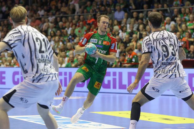 September 30, 2026, xgox, Opel HBL Handball, SC Magdeburg vs. THW Kiel emspor, from left: Felix Claar (Magdeburg), 7 (Magdeburg)