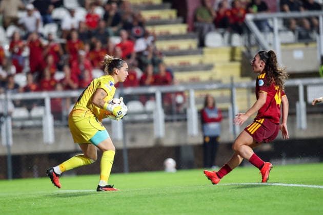 SOCCER - Women s Champions League - AS Roma vs. FC Barcelona, Barca Photo by IPA ABACAPRESS.COM89150153 - Roma vs. Barcelona during the AS Roma vs. FC Barcelona UEFA Champions League Women s soccer match in Rome, Italy, on September 30, 2026 Rome Italy Copyright: xIPAxSport ABACAx