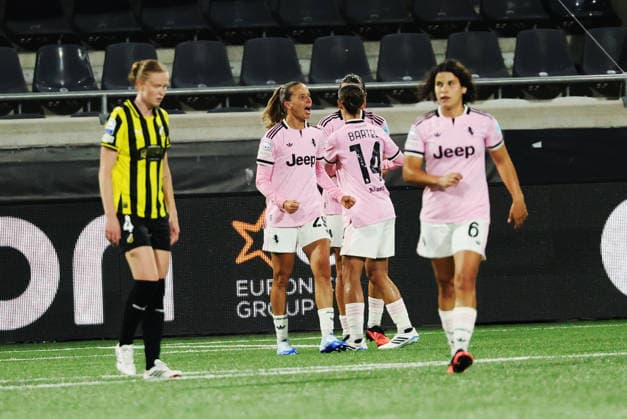 Juventus Tatiana Pinto scores the 1-0 goal during Wednesday s UEFA Women s Champions League soccer match between BK Häcken and Juventus FC at Bravida Stadium in Gothenburg, Sweden, on September 30, 2026. GOTHENBURG, SWEDEN x9200x Copyright: xAdamxIhse TTx WOMENS CHAMPIONS LEAGUE HURRICANE - JUVENTUS
