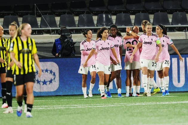 Juventus Tatiana Pinto scores the 0-1 goal during Wednesday s UEFA Women s Champions League soccer match between BK Häcken and Juventus FC at Bravida Stadium in Gothenburg, Sweden, on September 30, 2026. GOTHENBURG, SWEDEN x9200x Copyright: xAdamxIhse TTx WOMENS CHAMPIONS LEAGUE HURRICANE - JUVENTUS