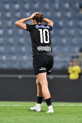 SOCCER - WEC, Sturm vs Wolfsburg GRAZ,AUSTRIA,30.SEP.26 - SOCCER - UEFA Women s Europa Cup, qualification, SK Sturm Graz vs VfL Wolfsburg. Image shows the disappointment of Laura Krumboeck (Sturm).  GEPAxpictures xChrisxBauer