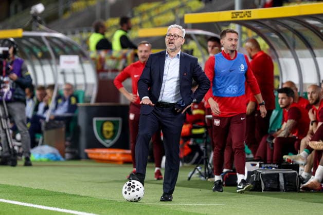 30.09.2026, Katowice Mecz eliminacji do Mlodziezowych Mistrzostw Europy Polska - Szwecja - Football Euro U21, U 21 - qualifications Match Poland - Sweden Nz. Jerzy Brzeczek Fot. Michal Chwieduk Arena Akcji NEWSPIX.PL --- newspix.pl