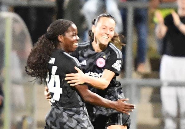 September 30, 2026, xhbx, Soccer UEFA Women s Europa Cup Qualifiers, Eintracht Frankfurt vs. Fimleikafelag Hafnarfjördur, Goal celebration, celebrating the goal 4–1 Vivienne Lia, Eintracht Frankfurt Women s Team; Hayley Raso, Eintracht Frankfurt Women s Team; Frankfurt