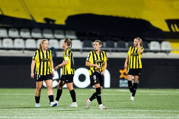 September 30, 2026: Johanna Fossdalsa Sorensen, Anna Anvegard, and Maja Bodin of Häcken look dejected after a 0–2 loss during the Women’s Champions League soccer match between Häcken and Juventus on September 30, 2026 in Gothenburg. Photo by Michael Erichsen, BILDBYRAN COP 89 MI1032: soccer, football, UEFA Women’s Champions League, Häcken, Juventus, women’s soccer, BBENG, soccer, football, UEFA Women’s Champions League, Häcken, Juventus, women’s soccer, BBENG, dejected  Copyright: MICHAELxERICHSEN BB260930MI068