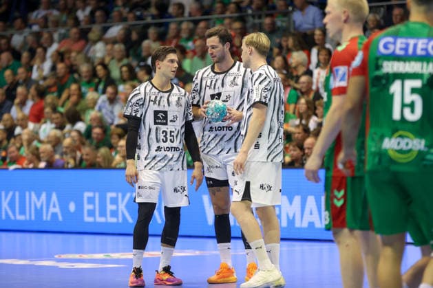 September 30, 2026, xgox, Opel HBL Handball, SC Magdeburg vs. THW Kiel (emspor), from left: Domen Makuc (Kiel), 35; Veron Nacinovic (Kiel), 93; Eric Johansson (Kiel), 21; Magdeburg