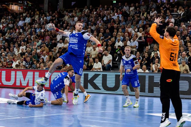 FLENSBURG, GERMANY - SEPTEMBER 30: Blaz Blagotinsek (SG Flensburg-Handewitt, 43) in attack during the EHF European League match between SG Flensburg-Handewitt vs Fraikin BM. Granollers at GGW Arena on matchday 1 of the Group Matches Group E on September 30, 2026 in Flensburg, Germany. Schleswig-Holstein Germany Copyright: xMarioxM.xKobergx