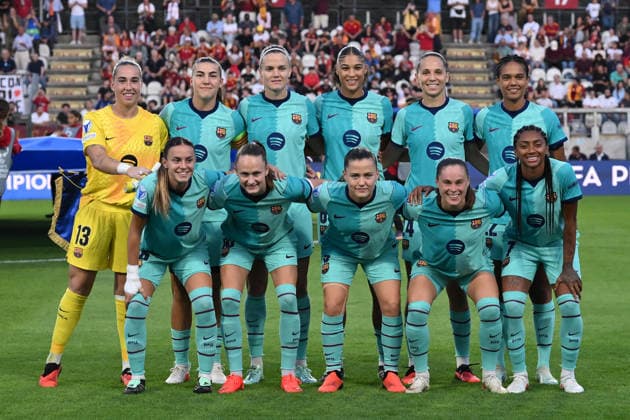 SOCCER - Women s Champions League - AS Roma vs. FC Barcelona, Barca Photo by IPA ABACAPRESS.COM89151555 - F.C. Barcelona players pose for a team photo during Matchday 2 of the 2026 27 UEFA Women s Champions League group stage, a soccer match between A.S. Roma and F.C. Barcelona at Tre Fontane Stadium on September 30, 2026, in Rome, Italy. Rome Italy Copyright: xIPAxSport ABACAx