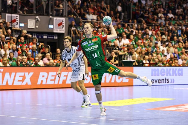 Omar Ingi Magnusson, SC Magdeburg, 14th Handball Bundesliga season 2026–2027: SC Magdeburg vs. THW Kiel at the GETEC Arena in Magdeburg; Action, Handball, Germany, September 30, 2026