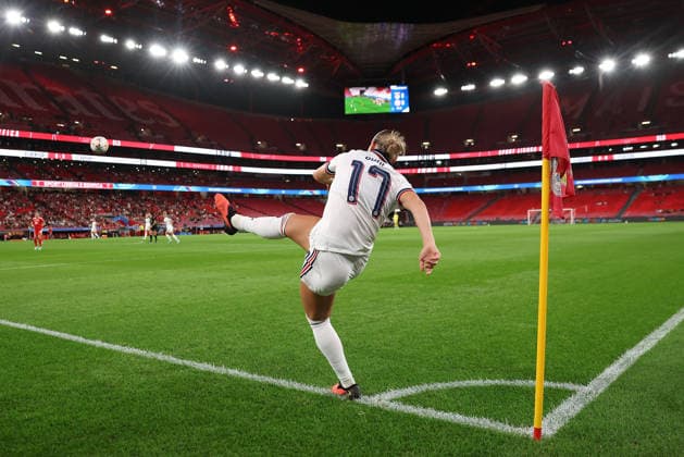 Lisbon, Portugal, September 30: Klara Bühl of FC Bayern Munich in action with the ball during the UEFA Women s Champions League 2026–27, Group Stage, Matchday 2 match between SL Benfica and FC Bayern Munich on September 30, 2024, in Lisbon, Portugal Copyright: HMBxMedia JoaquimxFerreira