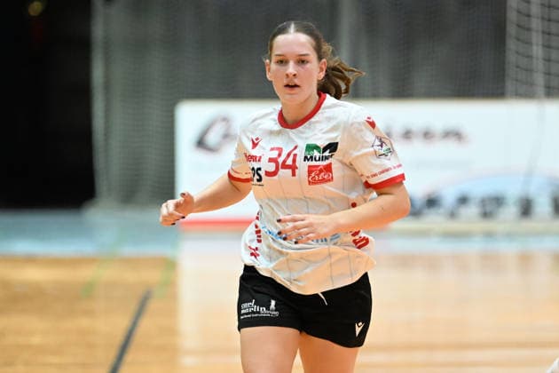 September 30, 2026, GER, Handball, Women, DHB Cup, 2026–2027 Season, Matchday 2, HSV Solingen Gräfrath 76 vs. TuS Metzingen Nele Spengler HSV Solingen Gräfrath 34, individual play, half-body, Solingen Klingenhalle, North Rhine-Westphalia, Germany Copyright: xNordphoto Meuterx