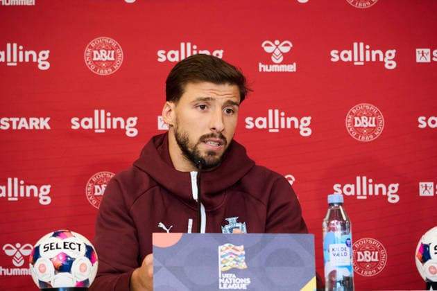 Portugal Training And press conference, PK, Pressekonferenz Portugal national soccer team player Ruben Dias attends a press conference ahead of the UEFA Nations League 2026 27 Group A4 MD3 match against Denmark at Parken Stadium in Copenhagen, Denmark, on September 30, 2026. Copenhagen Denmark  Copyright: xKristianxTuxenxLadegaardxBergx originalFilename:berg-portugal260930_npCsh.jpg