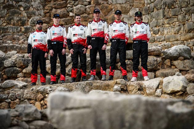 FIA WRC, Motorsport Rallye, WM Rally Italia Sardegna 2026 The Toyota Gazoo Racing WRT team poses for a group photo with their Toyota GR Yaris Rally1 car during the FIA World Rally Championship WRC Rally Italia Sardegna in Nuraghe Palmavera, Sardinia, Italy, on September 30, 2026. Alghero Italy  Copyright: xLucaxBarsalix originalFilename:barsali-gpformul250930_npw43
