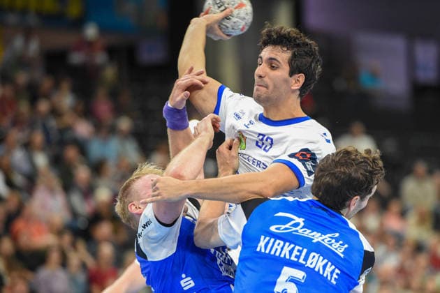 Handball I Men I 2026–2027 Season I EHF European League I Matchday 1 I SG Flensburg Handewitt vs. Fraikin BM Granollers I September 30, 2026; from left: Emil Bergholt 14, SG Flensburg Handewitt, Ferran Castillo 33, Fraikin BM Granollers, Niclas Kirkelökke 5, SG Flensburg Handewitt Copyright: xLobeca JanxKirschnerx