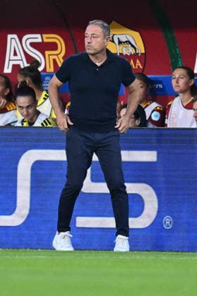 SOCCER - Women s Champions League - AS Roma vs. FC Barcelona, Barca Photo by IPA ABACAPRESS.COM89155947 - Gianpiero Piovani, head coach of A.S. Roma Femminile, takes part in Matchday 2 of the 2026 27 UEFA Women s Champions League group stage, a soccer match between A.S. Roma and FC Barcelona at Tre Fontane Stadium on September 30, 2026, in Rome, Italy. Rome Italy  Copyright: xIPAxSport ABACAx