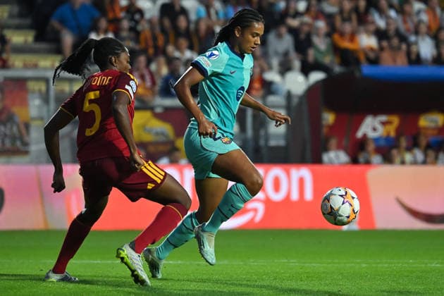 Soccer, Woman champions league 2026-2027 , AS Roma Women v Barcelona woman Maya Antoine of AS Roma Women,Esmee Brugts of Barcelona woman during the Women™s Champions League match between Roma Women v Barcelona woman at Tre Fontane stadium in Rome, Italy, September 30th, 2026 Imago-Images Emmefoto Copyright: xImago-Images Emmefotox