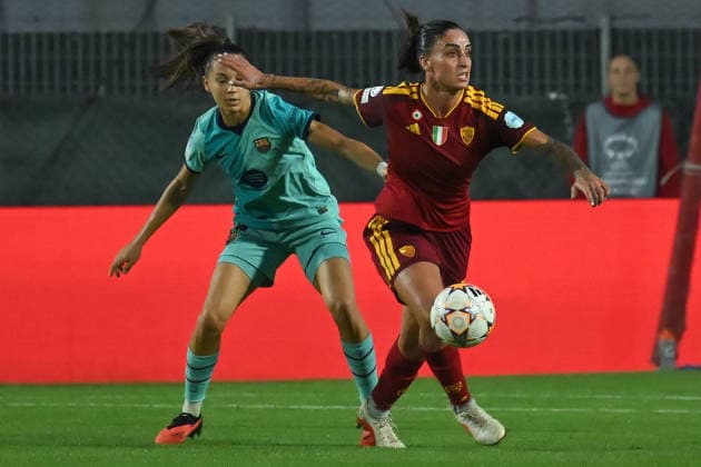 Soccer, Woman champions league 2026-2027 , AS Roma Women v Barcelona woman Martina Fernandez of Barcelona woman,Martina Piemonte of AS Roma Women during the Women™s Champions League match between Roma Women v Barcelona woman at Tre Fontane stadium in Rome, Italy, September 30th, 2026 Imago-Images Emmefoto Copyright: xImago-Images Emmefotox