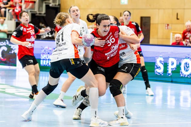 September 30, 2026, GER, Handball, Women, 2026–2027 Season, DHB Cup, Round 2 (Round of 16), Thüringer HC vs. HSG Blomberg Lippe, Karolina Jurenczyk (HSG Blomberg Lippe), Macela Arounian (Thüringer HC), 36, Diana Doegg Magnusdottir (HSG Blomberg Lippe), 99947 Bad Langensalza, Salza, Halle, Sporthalle Mehrz, Thuringia, Germany
