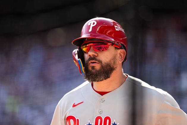 Kyle Schwarber 12 of the Philadelphia Phillies candid after running the bases in the eighth inning against the Atlanta Braves in game two of the MLB, Baseball Herren, USA National League Wild Card round at Truist Park on Wednesday, September 30, 2026 in Atlanta, Georgia.  ATL20260930123 STEVENxBURROUGHS