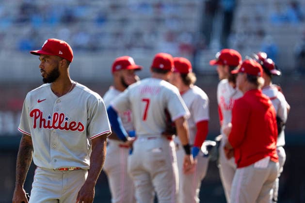 Cristopher Sánchez 61 of the Philadelphia Phillies getting subbed out and walking off the pitch in the seventh inning against the Atlanta Braves in game two of the MLB, Baseball Herren, USA National League Wild Card round at Truist Park on Wednesday, September 30, 2026 in Atlanta, Georgia.  ATL20260930115 STEVENxBURROUGHS