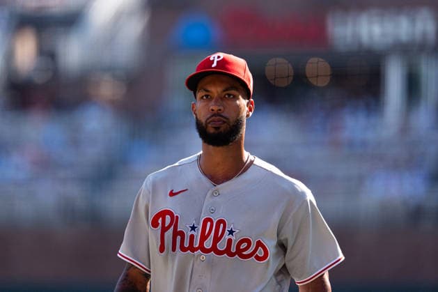 Cristopher Sánchez 61 of the Philadelphia Phillies getting subbed out and walking off the pitch in the seventh inning against the Atlanta Braves in game two of the MLB, Baseball Herren, USA National League Wild Card round at Truist Park on Wednesday, September 30, 2026 in Atlanta, Georgia.  ATL20260930116 STEVENxBURROUGHS