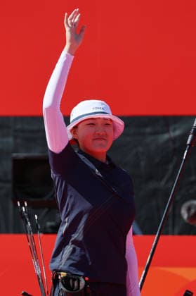 Kang Yeon-seo wins women s individual bronze in compound archery Kang Yeon-seo wins women s individual bronze in compound archery Kang Yeon-seo of South Korea celebrates after defeating compatriot Park Jung-yoon to clinch bronze in the women s individual event in compound archery at the Aichi-Nagoya Asian Games at the Chuo Sogo Park Multipurpose Square in Okazaki, Aichi Prefecture, central Japan, on Oct. 1, 2026. (Yonhap) 2026-10-01 11:37:54 <Copyright ¨Ï 1980-2026 YONHAPNEWS AGENCY. .> ÀÏº» ÀÏº» EDITORIAL USE ONLY  Copyright: xx Yeon-seo ???x 0868281275st