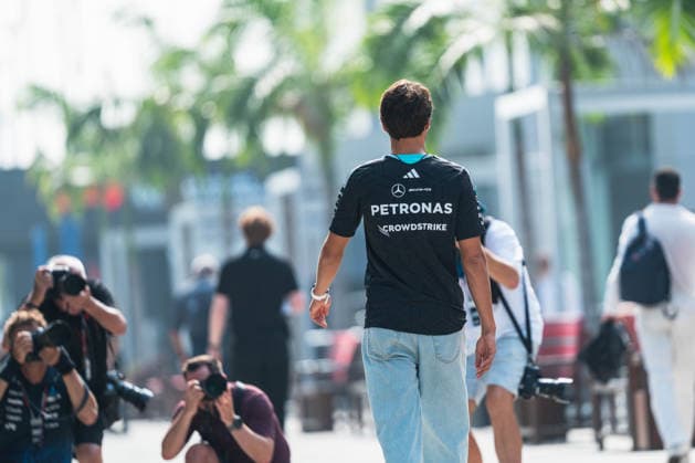 Formula 1 Gulf Air Bahrain Grand Prix in Malaysia 2026 Levi Erb OVERTAKE MAXPPP - Sepang 01 10 2026 63 RUSSELL George (gbr), Mercedes-AMG PETRONAS Formula One Team, portrait at the Formula 1 Gulf Air Bahrain Grand Prix 2026 in Malaysia, the 15th round of the 2026 FIA Formula 1 World Championship, WM, Weltmeisterschaft at the Sepang International circuit, from 1 to 4 October 2026 Sepang Sepang International Circuit Malaysia  Copyright: xOVERTAKE MAXPPPxLevixErbx OVT202610016739 OVT202610016739
