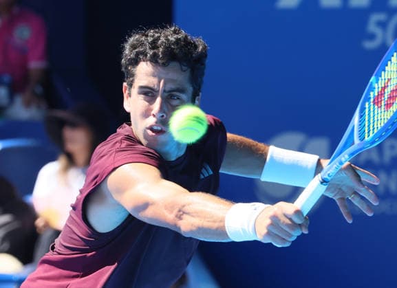October 1, 2026, Tokyo, Japan - Jaume Munar of Spain returns the ball against Taylor Fritz of the United States during the first round match of the Japan Open tennis championship at the Ariake Colosseum in Tokyo on Thursday, October 1, 2026. (photo by Yoshio Tsunoda AFLO) Noxthirdxpartyxsales  0868287408st YoshioxTsunodax