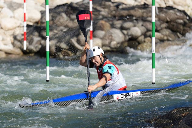 (261001) -- TOYOTA, Oct. 1, 2026 -- Chen Lin of China competes during the women s kayak single final of canoe slalom at the 20th Asian Games Aichi-Nagoya 2026 in Toyota of Aichi Prefecture, Japan, Oct. 1, 2026. ) (SP)JAPAN-TOYOTA-ASIAN GAMES-CANOE SLALOM-WOMEN S KAYAK SINGLE-FINAL ZhangxHaobo