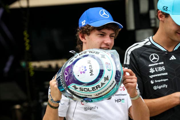 F1 - BAHRAIN GRAND PRIX IN MALAYSIA 2026 KIMI ANTONELLI Andrea (ita), Mercedes AMG F1 Team W17, portrait helmet, casque, during the 2026 Formula 1 Bahrain Grand Prix in Malaysia, 16th round of the 2026 Formula One World Championship, WM, Weltmeisterschaft from October 2 to 4, 2026 on the Sepang International Circuit, in Sepang, Malaysia - SepangMalaysia Copyright: xXavixBonillax