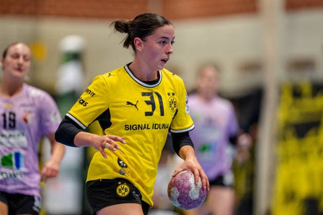 Dortmund, September 30, 2026, Handball, Women s, DHB Cup, 2nd Round, BVB Borussia Dortmund vs. SV Union Halle Neustadt, Kelly Vollebregt (BVB), 31 during the game