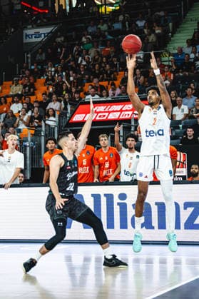 Konstantin Toshkov of Balkan Botevgrad and Ibi Watson of ratiopharm Ulm battle for the ball during the 2026–2027 BKT EuroCup match between ratiopharm Ulm and Balkan Botevgrad at the ratiopharm Arena on September 30, 2026 in Neu Ulm, Germany. Photo by Harry Langer, DeFodi Images