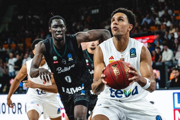Wena David Okwera of Balkan Botevgrad and Michael Rataj of ratiopharm ulm battle for the ball during the 2026–2027 BKT EuroCup match between ratiopharm ulm and Balkan Botevgrad at the ratiopharm Arena on September 30, 2026 in Neu Ulm, Germany. Photo by Harry Langer, DeFodi Images